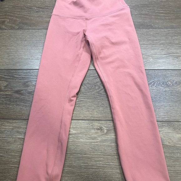 LuluLemon Wunder Train High-Rise Crop Legging Sz 4 Blush Pink - Picture 2 of 10